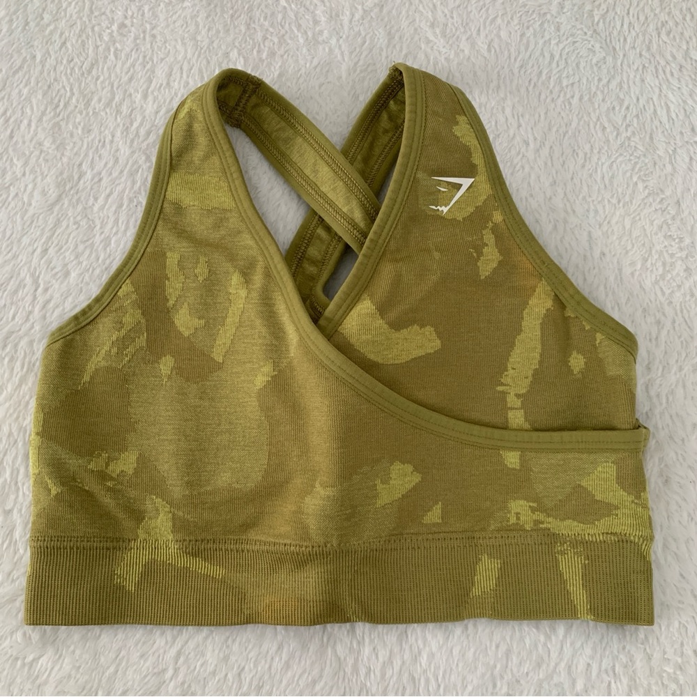 Women’s Small GYMSHARK Adapt Seamless Camo‎ Sports Bra Savannah Griffin Green